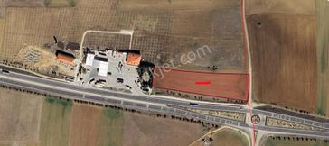 A-k Emlaktan Akşehir Osb Cvr Köfteci Yusuf Yanı Satılık Yola Sıfır Tarla