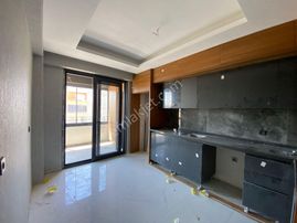 Selahaddin Eyyubi Mah’de Mete Konaklarının Yanı Satılık 2.5+1 & 3.5+1 Daireler