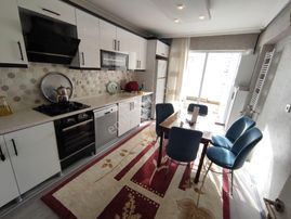 Karapürçekte 3+1 At Çiftliği Yanı Ön Cephe Teras Balkonlu Asansörlü Satılık Daire