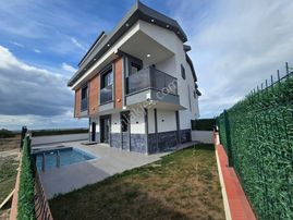 Didim'de Bölgenin En Uygun Villası! 4+1 Hhavuzlu Otoparklı Deniz Manzaralı İskanı Alındı