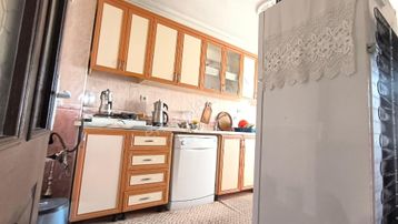 Sema Emlak'tan Menderes Mah. Merkezinde Kat'ta Satılık 3+1 Daire