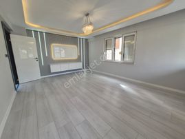 Poyraz Gayrimenkul'den Altınkum'da Satılık Deniz'e 50m Arakat 2+1 Daire