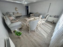 Evim Ank'dan Taha Akgül Yakını Geniş 4+1 Lüx Yapılı Daire.!!!