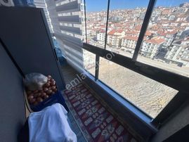 Evim Ank'dan Taha Akgül Yakını Geniş 4+1 Lüx Yapılı Daire.!!!