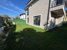 Sapanca’da 296 M2 Arsa Paylı Satılık Müstakil Villa….