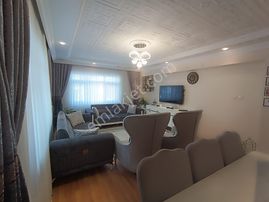 Sincan Malazgirt Mahallesinde Satılık 5+2 Tek Tapu Çift Kalabalık Aileler İçin Kupon Daire