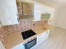 🌀gültaş Emlaktan Akçay İkizçayda Satılık 1+1 Asansörlü Ara Kat Daire