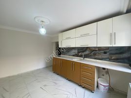 Koza Emlak'tan Plevne Mahalesinde Full Yapılı Bağımsız 3+1 Satılık Daireee