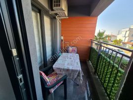 Kuşadası Davutlar Nezih Konumda Sit