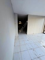 Mehmetoğlu Gayrimenkulden Kiralık 180m2 Depo