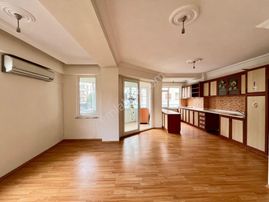 Akçay Sezgin Emlaktan Ön Cephe Doğalgazlı Denize Yakın Satılık 2+1