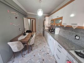 Mehmetoğlu Gayrimenkulden Hıdırağa Mah.2+1 İskanlı Satılık Daire