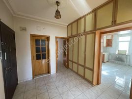 Nalçacı Nene Hatun Parki Cepheli Arakat 3+1 Kiralık Daire