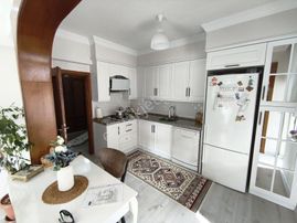 Sahile 50 Metre Mesafede Geniş Daire