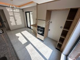 29 Ekim Mh'de 3+1 Ara Katta Ön Cepheli Satılık Lüx Daire