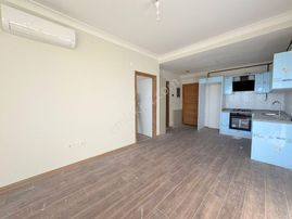 Mertcan'dan Metroya 9dk Deniz Manzaralı Balkonlu 1+1 Daire