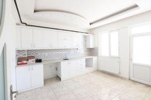 Alpaslan'da Kat Ve Çephe Seçenekli Lüx 3+1 Kiralık Daire