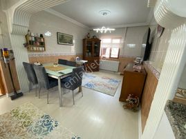 Bağlarbaşı Mah Ana Cadde Yakını 4+2 Teras Balkonlu Daire!