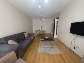 Metrobüse Yakın Ultra Lüks Klimalı Full Eşyalı Daire