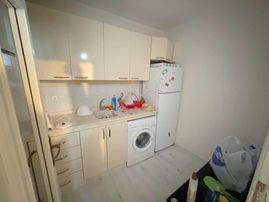 🔵🔑akçayın Merkezin'de Arakat Ayrı Mutfaklı Denize 450mt Mesafede 2+1 Daire