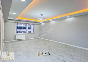 Metrobüse Yakın Site İçi Yatırım İçin Büyük Fırsat 1+1 Daire