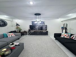 Nes Yapı'dan Metrobüse 5 Adım !!! Ebeveyn Banyolu Asansörlü 2+1 Satılık Arakat Daire