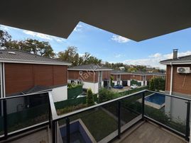 Remax Palastan Yaşantınızı Değiştirecek Kiralık Villa