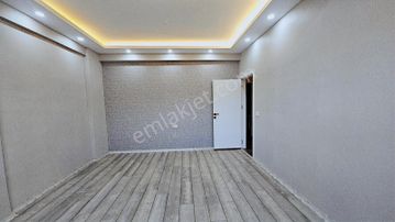 Ulaş Emlaktan Karaköprü Karşıyakada Satılık Sıfır 2+1 Daire