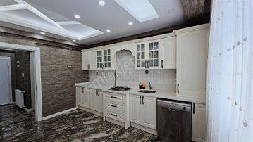 Ulaş Emlaktan Vizyon Park Sitesinde 3+1 Lüks Satılık Daire