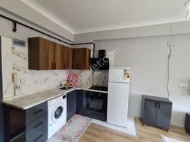 Ulaş Emlaktan Güvenç Rezidansta Eşyalı Satılık 1+1 Daire