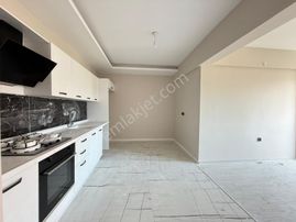 Demokrasi Mah. 2+1 Son Kalan Daire Sıfır Harika Konum