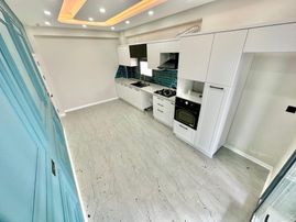 ✨akçay Ay Emlaktan✨kızılkeçilide Kazdağlarının Eteklerinde Kendine Ait Havuzlu Satılık 4+1 Müstakil