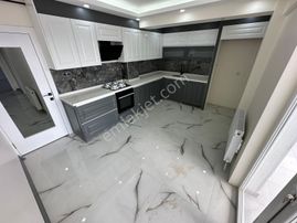 Fevzi Çakmak Mh.de 3+1 Son Katta Kapalı Balkonlu Satılık Daire