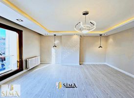 Sima Yapı'dan Metrobüse 10dk Cadde Üzeri 2+1 Fırsat Geniş Daire