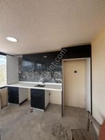 Milas Merkezde Satılık 3 Katlı Müstakil Ev