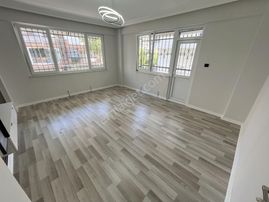 💥💥 Güç Gayrimenkul'den Akçay Merkez'de Denize 500m Ön Cephe Ara Kat Lüx Satılık 3+1 Daire