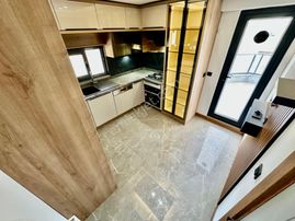 ꧁ay Emlaktan꧂akçayda Ön Cephe*benim Olsun Dedirten*kazdağı Manzaralı Şık Tasarımlı Arakat 3+1 Daire