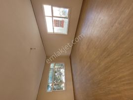 Özgürlük'te Kiralık 3+1 125 M2 1.kat İçi Yapılı Daire
