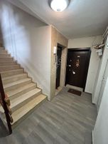 Atanora Vadi'den Trt Panora Yakını Balkonlu Kombili Asansörlü Cadde Üzeri 2+1