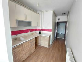 Emrah Çiftci'den Selçuklu Bosna Hersek Mah.studyo Park Sit. Satılık 2+1 Amerikan Mutfak Daire