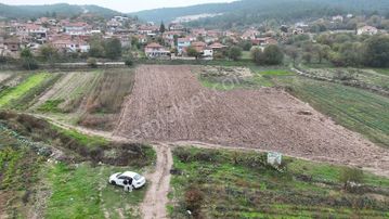 Balnovadan Bigadiç Yolbaşı 723 M2 Kadastra Yol Cepheli Tarla