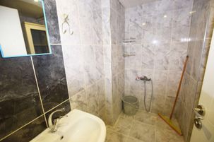 Burdur Ak Emlak'tan-emek Mahallesinde Ara Kat Balkonlu 1+1 50m²