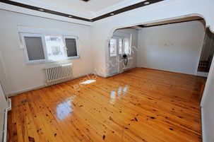 Burdur Ak Emlak'tan - Özemek 4.kısımda 3+1 135m² Daire, Kiracılı