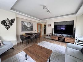 Çiğli Balatçıkta Havuzlu Site İçinde Geniş 3+1 Satılık Daire