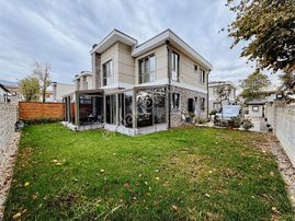 Sapanca Çayiçi Mah. Satılık 4+1 Eşyalı Villa | Tapu54