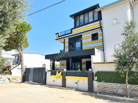 İzmir Seferihisar Doğanbey'de 210m2 Bağımsız Lüks Bahçeli Satılık 3+1 Villa