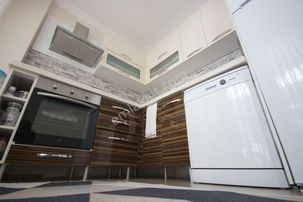 🛑🛑aktif'ten Akçay'da Satılık Harika Konumlu Asansörlü Ferah Ve Aydınlık 2+1 Daire