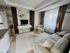 Ulus Anayolu Üzeri Balkonlu Sıfır Lüks Apart