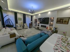 Turyap Hürriyetten Denli Royal Residansda 4+1 Satılık Daire