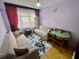 Yedikule Aksungurlu Sokakta 1+1 Üst Kat Satılık Daire